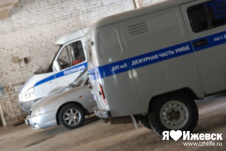 В Ижевске за выходные перекрасили все машины полиции