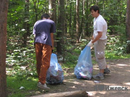 Блогеры против мусора: хоть на пару дней сделаем Ижевск чище