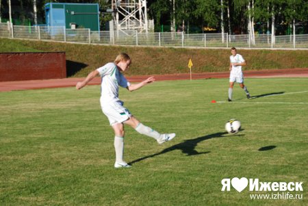 «Зенит-Ижевск» будет пробиваться в Первую лигу российского футбола