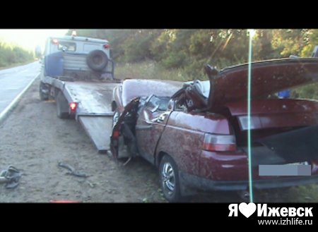 В Удмуртии пьяная компания угнала новенький автомобиль и разбилась на нем насмерть