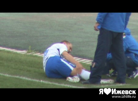 Ведущий игрок футбольного клуба «Зенит-Ижевск» получил серьезную травму