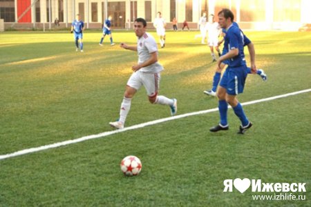 «Зенит-Ижевск» устроил футбольный разгром в Перми