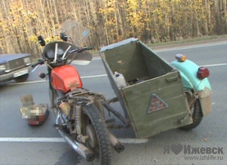 Под Ижевском «семерка» протаранила мотоцикл с огородниками