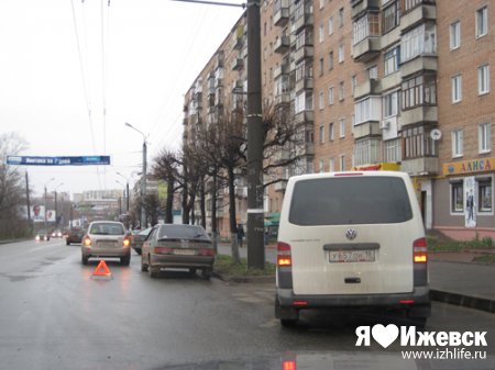 Ситуация с парковкой в Ижевске: знаков нет, а запрет заработает зимой