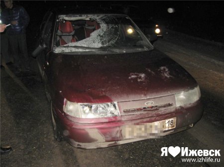 ДТП в Удмуртии: после удара машины пешеход влетел в салон