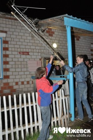 "Бурановские бабушки" на "Евровидении-2012": родное село разразилось овациями
