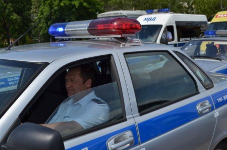Полицейским Удмуртии вручили ключи от 40 новых служебных автомобилей