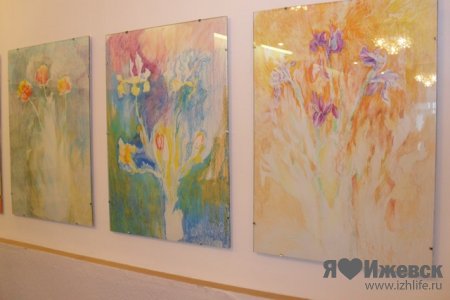 Удмуртская «ВИА Гра» открыла выставку необычных цветов в Ижевске