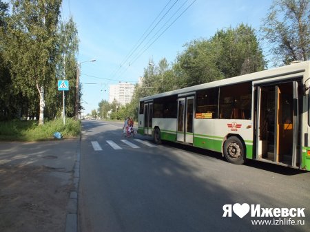 В Ижевске велосипедист протаранил автобус