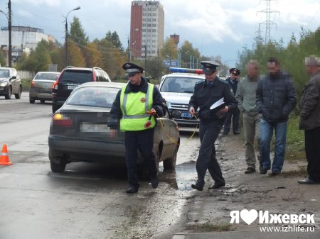В Ижевске на Воткинском шоссе сбили двух пешеходов