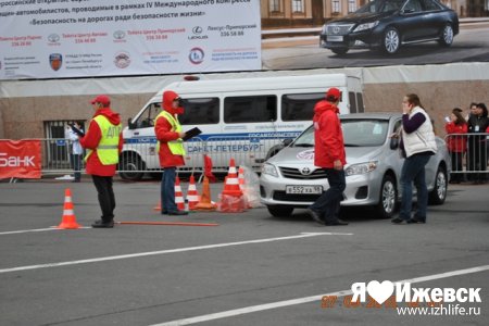 Сотрудница Госавтоинспекции Удмуртии сразилась за звание «Автоледи»