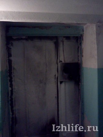 В Ижевске подвал дома затопило горячей водой