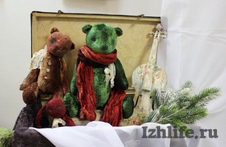 Около 100 кукольников-теддистов показали в Ижевске своих медведей