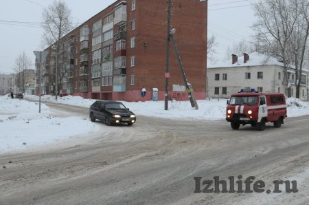 Газета «Центр» добилась уборки снега с опасного перекрестка в Ижевске