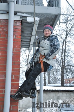 Выдумка судебных приставов и Челябинский будильник: о чем говорят в Ижевске этим утром