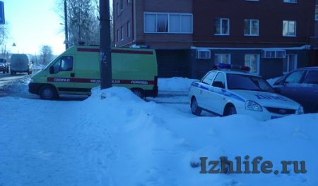 Водитель иномарки сбил девушку на пешеходном переходе в Ижевске