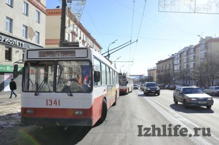 Движение троллейбусов на улице Пушкинской в Ижевске восстановили