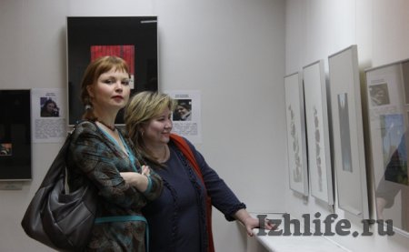 Новая выставка в Ижевске: Красная Шапочка-хипстер в джинсах и стерва-старуха