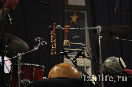 Лара Фабиан на концерте в Ижевске выступала в шапке и пуховике