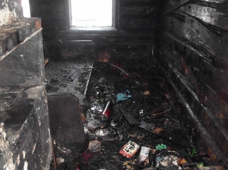 В Удмуртии 2-летний ребенок поджег дом