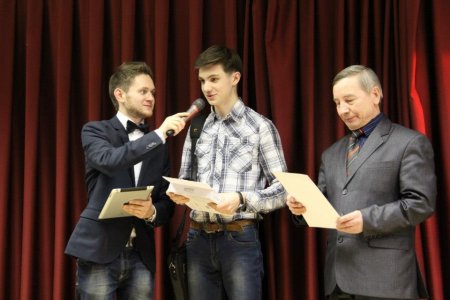 В Ижевске наградили самых грамотных участников «Тотального диктанта 2013»
