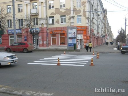 Разметка на дороге и короткая рабочая неделя: о чем сегодня утром говорят в Ижевске
