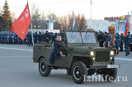 В Ижевске прошла первая репетиция парада Победы