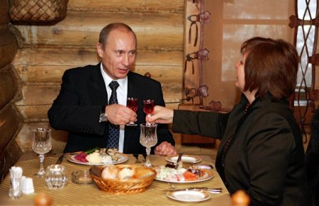 Президент России Владимир Путин объявил о разводе