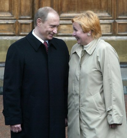 Президент России Владимир Путин объявил о разводе