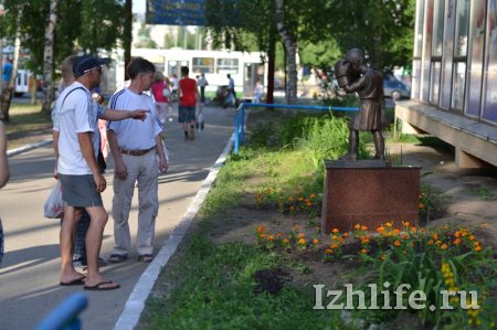 Памятник боксеру и Ижевск велосипедный: о чем этим утром говорят в городе