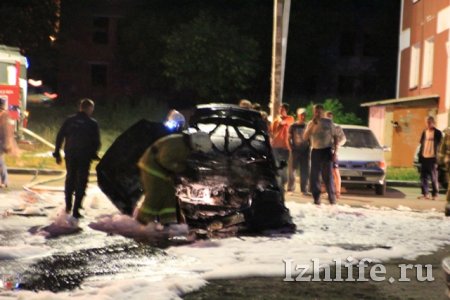 В Ижевске ночью сгорел автомобиль