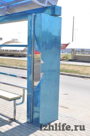 Фотофакт: в Ижевске установили новую автобусную остановку