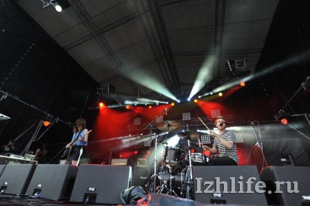 «Мумий Тролль» на Red Rocks в Ижевске исполнил песни из нового альбома