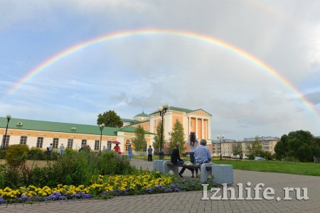 Фотофакт: дожди подарили Ижевску необыкновенной красоты радугу
