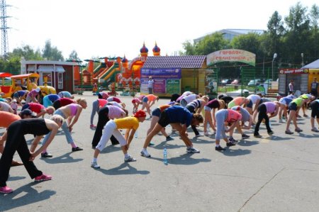 В парке Кирова в Ижевске проводят зарядку «Бодрое утро»
