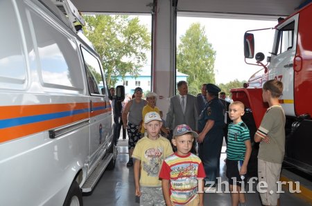 В селе Пугачево открыли новое пожарное депо