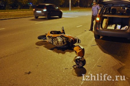 В Ижевске скутерист попал в аварию