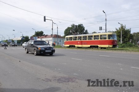 В Ижевске под колеса легковушки попал пешеход