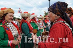 Министр культуры России испек перепечи с «Бурановскими бабушками»