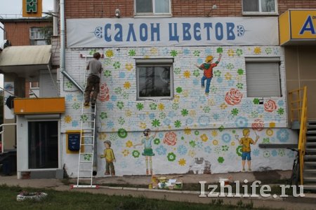 Приезд Путина и автомобиль с детскими ладошками: о чем этим утром говорят в Ижевске