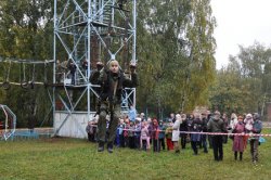 На базе Школы юных летчиков в Ижевске появился веревочный парк