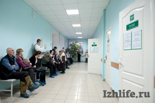 Удмуртия заняла 8-е место по России и 1-е место в ПФО по обеспеченности врачами