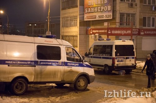 Около 1 миллиона рублей украли из Ижевского банка в канун Нового года