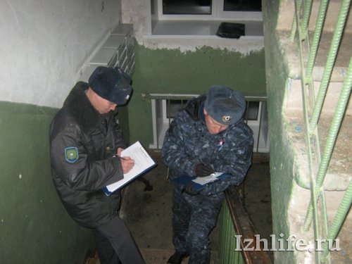 Житель дома по улице Ленина в Ижевске открыл стрельбу