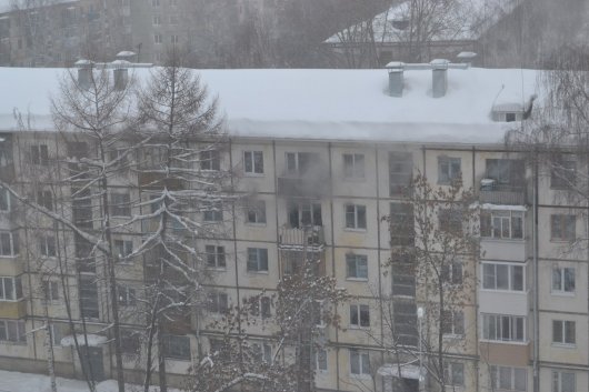 В Ижевске в доме на улице Буммашевской загорелась квартира