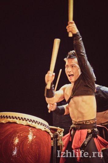 В Ижевске японские барабанщики сыграли «Калинку»