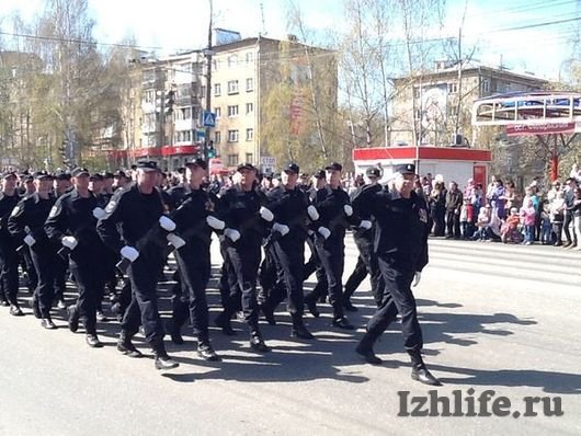 Парад в ижевске фото