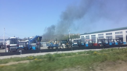 В Ижевске загорелась автомастерская