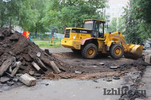 В Ижевске идет ремонт дворов