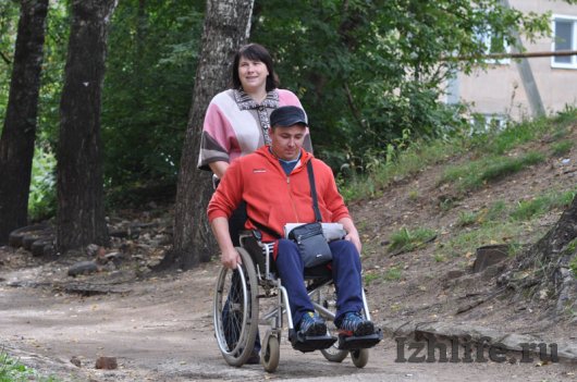 Невыдуманная история любви ижевчан: вышла замуж, несмотря на инвалидную коляску